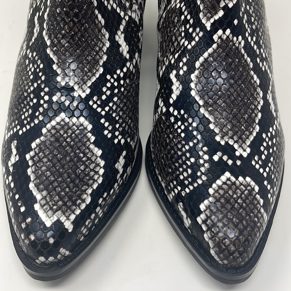 Aqua College Karlie Waterproof Booties Size 9 - Picture 11 of 14